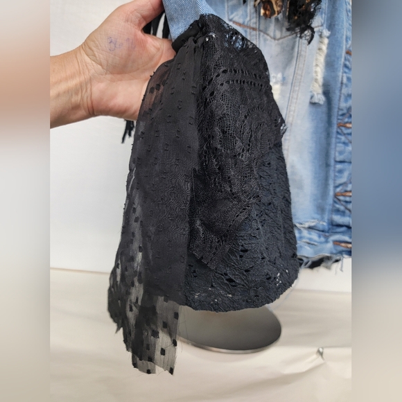 Jean Jacket with Fringe & Lace Sleeves, Winged Goddess, Lone Wolf Upcycled - Picture 8 of 10